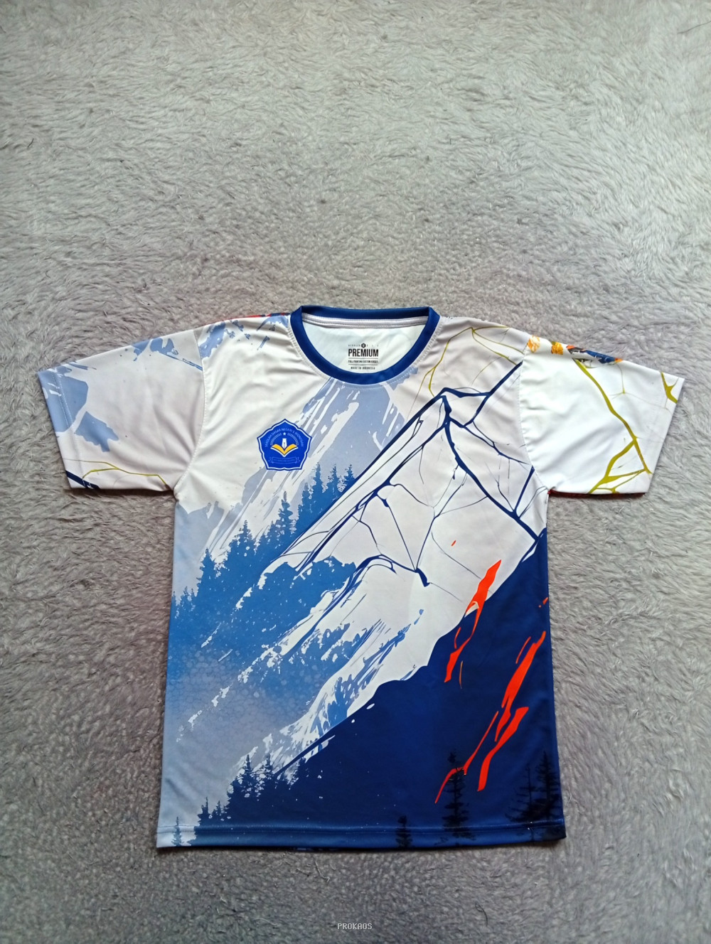 Jersey Gunung: Desain Abstrak dengan Tema Pemandangan Alam - Jersey Custom PROKAOS