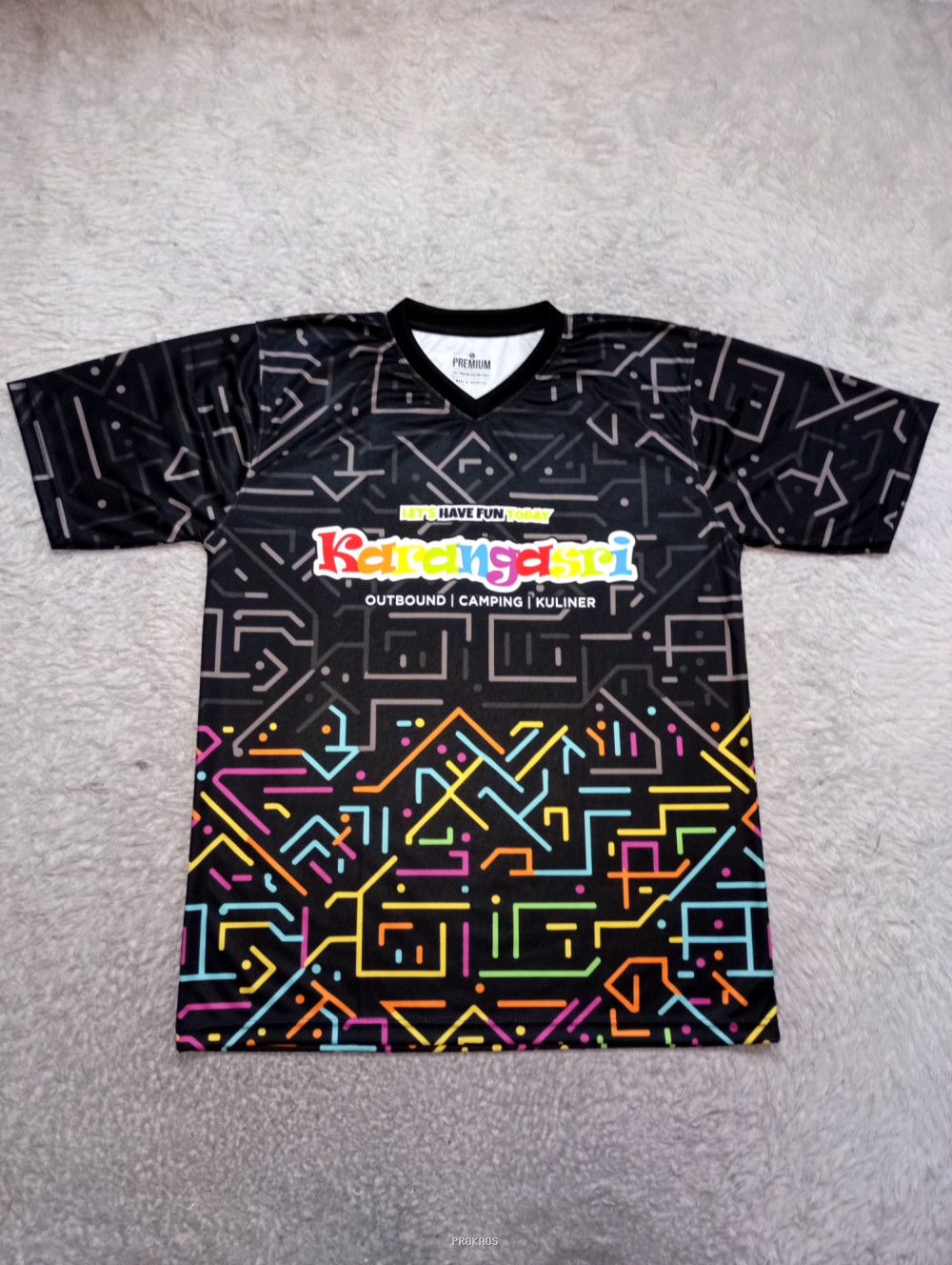 Jersey Karangasri: Desain Dinamis dengan Motif Geometris - Jersey Custom PROKAOS