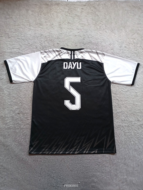 Jersey Hitam Putih: Desain Modern Garuda di Lapangan - Gambar 2