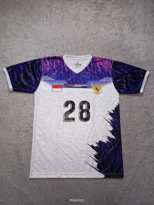 Jersey Putih Desain Unik dengan Elemen Batik & Warna Ungu - Jersey Custom PROKAOS
