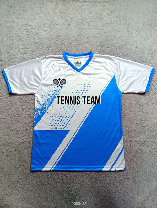 Jersey Tenis Putih-Biru: Desain Dinamis dengan Logo Racket - Jersey Custom PROKAOS