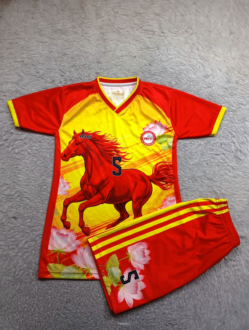 Jersey Voli Merah-Kuning dengan Desain Kuda dan Bunga - Jersey Custom PROKAOS