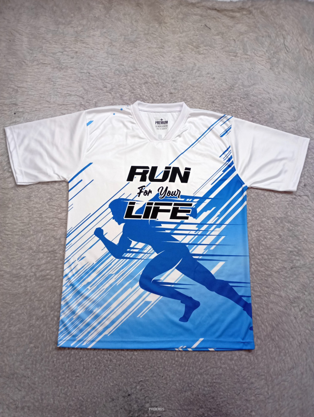 Jersey Lari Putih Biru dengan Desain 'Run for Your Life' - Jersey Custom PROKAOS