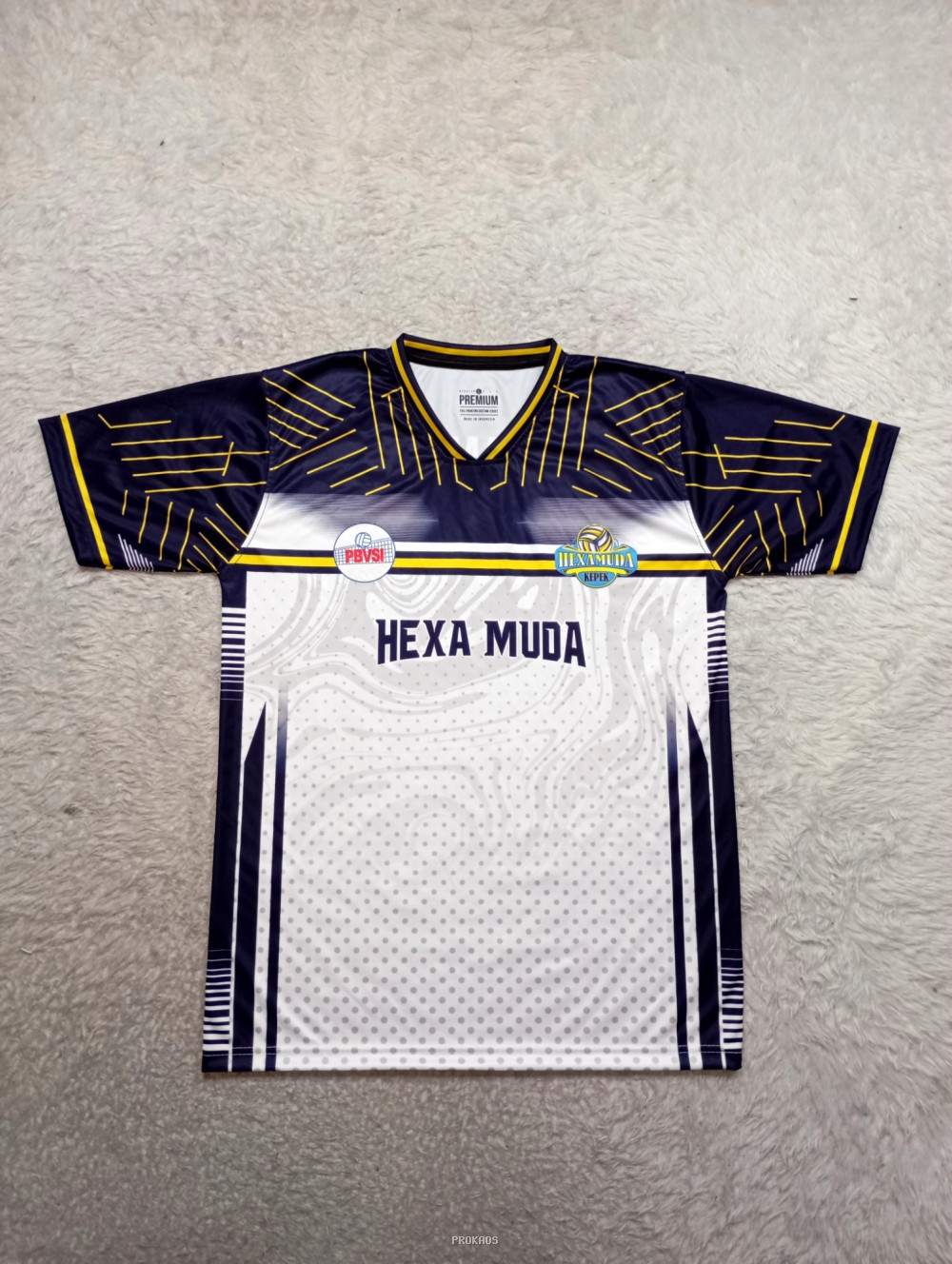 Jersey Bola Voli: Kombinasi Navy, Putih, & Detail Geometris - Jersey Custom PROKAOS