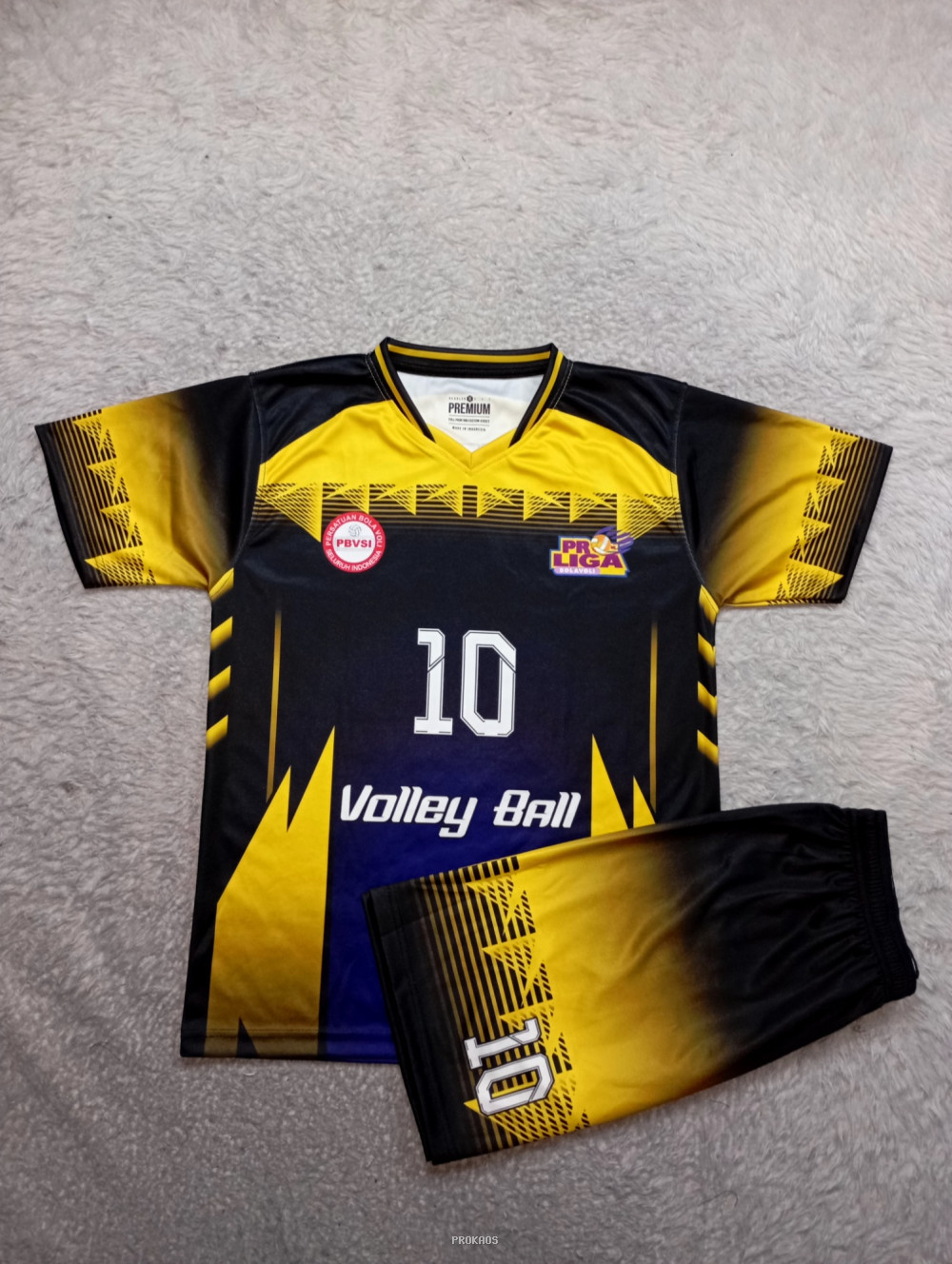 Jersey Voli Hitam Kuning dengan Nomor 10 - Jersey Custom PROKAOS