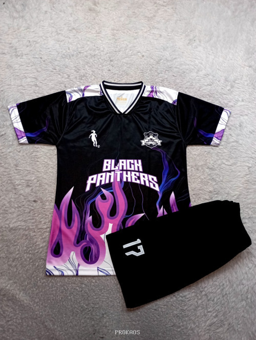 Jersey Bola Black Panthers: Dominasi Hitam dengan Api Ungu - Jersey Custom PROKAOS