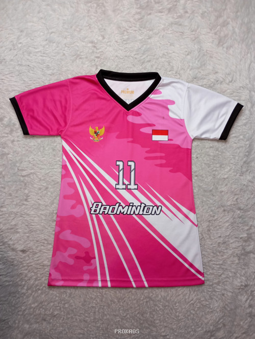 Jersey Badminton Merah Muda dengan Motif Camo dan Logo Garuda - Jersey Custom PROKAOS