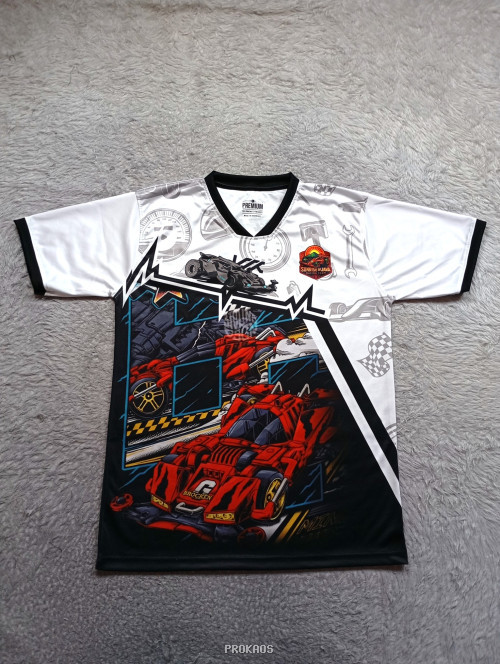 Jersey Balap: Desain Mobil Balap Merah Dinamis dengan Logo - Jersey Custom PROKAOS