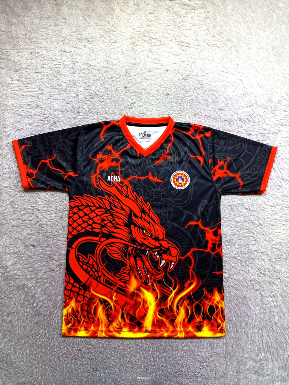 Jersey Naga Api: Hitam, Merah, dengan Desain Dinamis - Jersey Custom PROKAOS